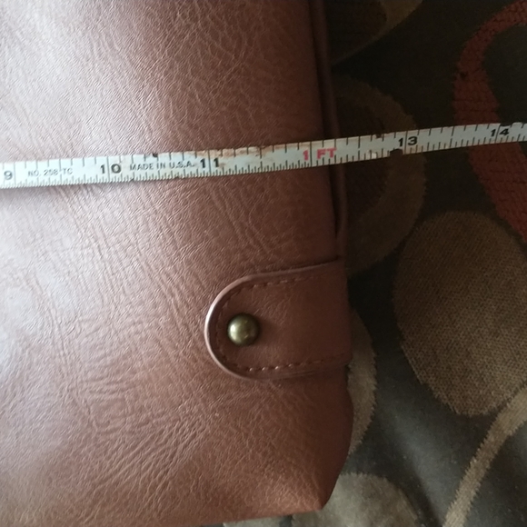 Brown twig and arrow cross body purse - Picture 8 of 9